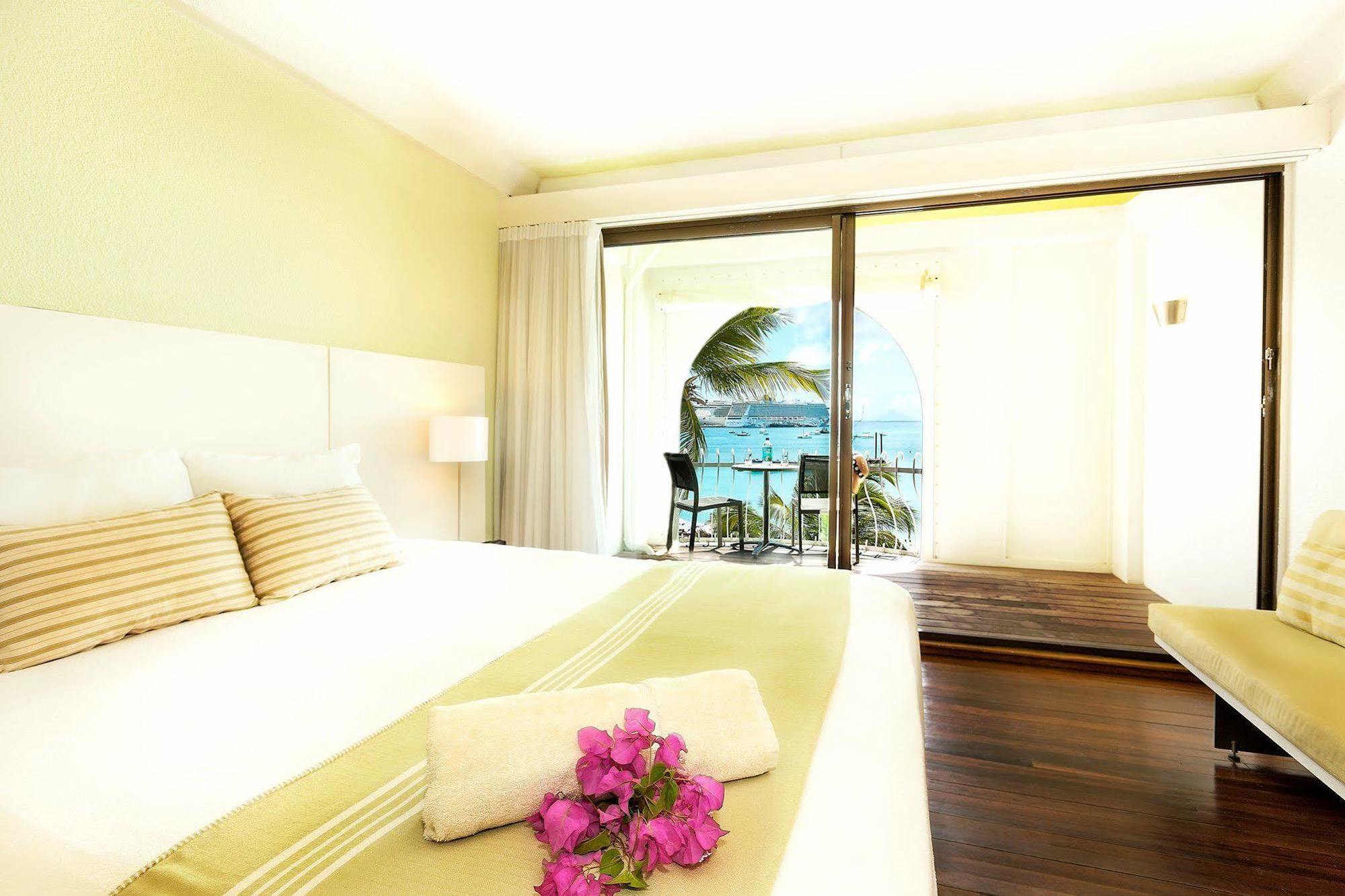 Holland House Beach Hotel Philipsburg  Bagian luar foto
